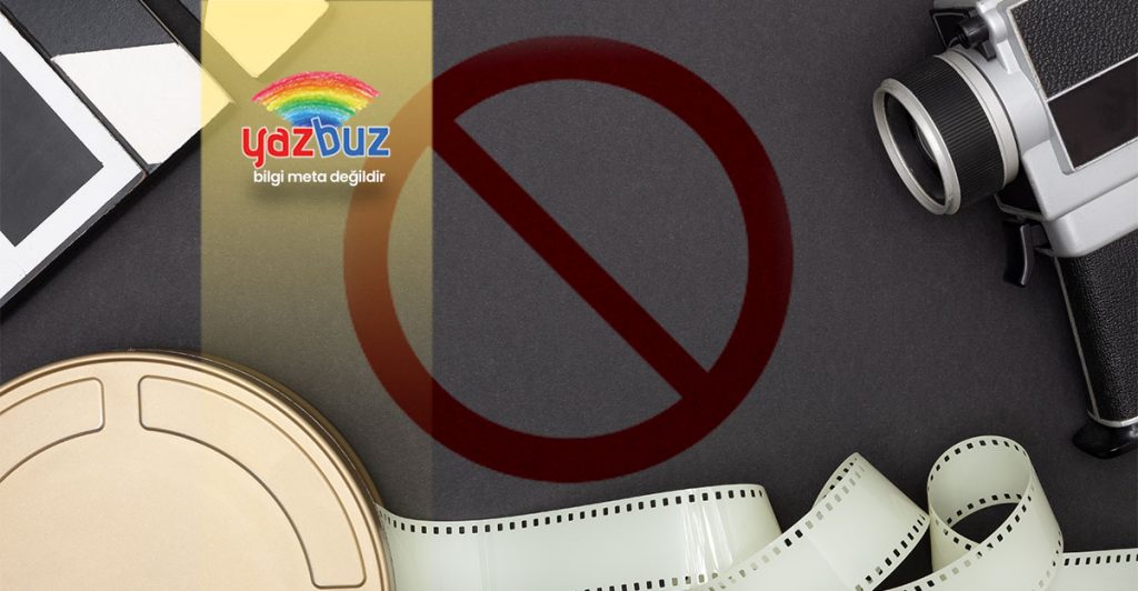 Dünya ve Türk Sinema Tarihi’nde tahmin edeceğinizden çok daha fazla yasaklanmış film olduğu su götürmez bir gerçektir. Bunlardan büyük bir çoğunluğu, filmlerin çekildikleri döneme ait baskıcı tutumlardan dolayı yasaklanmış ya da sansür yemiştir. Ancak listemizde yer verdiğimiz filmlerin yasaklanmalarında psikolojik olarak yaratabilecekleri sorunlardan kaynaklanıyor. Öyle ki bu filmlerden herhangi birini izleyebilmeniz için çelikten bir iradeniz olmalı. Yasaklanmış filmler listemizde izlemekte tereddüt edeceğiniz 15 yasaklı filmi derledik. **O halde özellikle bu filmleri izlemek için 18 yaşından (mental olarak en az 25 yaş) büyük olmanız gerektiğini belirterek listemize başlayabiliriz.** Birth of a Nation | Bir Ulusun Doğuşu (1915) Çekildiği dönem yasaklanmaktan ziyade büyük oranda alkışlanan Bir Ulusun Doğuşu adlı film, sinema tarihine büyük oranda yön veren David Wark Griffith’in hanesine kara leke olarak yazılmış bir yapımdır. Dönemin ırkçı grubu Ku-Klux-Klân’ı kahraman gibi gösteren yapımda Amerikalı siyahîlere karşı yapılan işkence ve saldırılar övülerek anlatılıyor. Film çekildiği dönemde değil ama bir utanç tablosu olarak yıllar sonrasında yasaklanan filmler arasına girmiştir. Filmin Künyesi Yönetmen: David Wark Griffith Hikâye: Thomas Dixon Senarist: David Wark Griffith, Frank E. Woods, Oyuncular: Henry B. Walthall, Elmer Clifton, Lilian Gish, Spotiswoode Aitken, Mae Marsh, Raoul Walsh, Josephine Crowell… Filmin Konusu Beyaz oyuncuların yüzlerini siyaha boyayarak oynadığı ve siyahîleri sapkın ve ahmak insanlar olarak göstermeye çalışan yapımda bir grup siyahî, kadınlara ve çocuklara saldırırken Ku-Klux-Klan üyeleri tarafından engellenir. Kahraman olarak gösterilen vahşi ve ırkçı topluluk daha sonra siyahileri cezalandırır. Freaks ¬| Ucubeler (1932) Orijinali Freaks olan Ucubeler adlı bu film, en başta insanlığa karşı oldukça sorunlu bir dönemin eseri olarak dikkat çeker. Amerika Birleşik Devletleri’nde yapılan filmin kadrosunun büyük bir kısmı, vücutlarında ciddî derecede eksikliklerle doğmuş engelli insanlardan oluşur. Yapımın korkutucu olan tarafıysa engelleri yüzünden sirkte çalıştırılan ekibin görsel bakımdan manipüle edilerek yansıtılması… Filmin senaristliğini Tod Robbins üstlenirken yönetmen koltuğunda Tod Browning oturuyor. Filmin Künyesi Yönetmen: Tod Browning Senarist: Tod Robbins Oyuncular: Wallace Ford, Henry Victor, Leila Hyams, Harry Earles, Olga Baclanova. Filmin Konusu Sirkte çalışan bir grup “ucube” kendi aralarında mutlu bir aile ortamına sahiptir. Gruptaki huzur ortamını bozan ise grubun dışında normal insanlar arasından bir soyguncudur. Blue Movie: Fuck | Mavi Film: Düzüşme (1968) Dünya genelinde Pop Art çalışmalarının öncüsü olan Andy Warhol, 1960 – 1974 yılları arasında sinema için de önemli çalışmalar yapmıştır. Mavi Film: Düzüşme filmi ile döneme kadar hiç yapılmamış bir işe imza atan Warhol, cinsel içeriğinden dolayı pornografik bulunarak yasaklanan filminin sanatsal bir yapım olduğunu savunmuştur. Filmin Künyesi Yönetmen: Andy Warhol Senarist: Andy Warhol Oyuncular: Luis Waldon, Viva… Filmin Konusu Çekildiği dönem sinema camiasına Vietnam hakkında bir film olarak sunulan Mavi Film, içeriğinde cinselliğe dair diyaloglar dışında bir olay örgüsü içermiyor. Hali hazırda yapımın bir senaryosu da yoktur. La Gai Savoir | Bilmenin Tadı (1969) Dziga Vertov deneysel film akımının öncüsü olarak sinema tarihinde yerini alan Bilmenin Tadı, 69 kuşağının direnişçi ruhuna atıf yaparak geleneksel anlatım öğelerini reddetmiştir. Yapımın senaryosunu yazıp yönetmenliğini üstlenen Godard, bu filmle kalıpların ötesine geçmeyi hedeflemiştir. Filmin içeriğindeki mesajlardan dolayı sansürlenirken kurgusal farklılıkları ise izlemeyi oldukça zorlaştırır. Filmin Künyesi Yönetmen: Jean Luc Godard Senarist: Jean Luc Godard Oyuncular: Jean Pierre Leaud, Juliet Berta… Filmin Konusu Olay örgüsü ya da karakter yolculuğu içermeyen filmde iki kişi bir televizyon stüdyosunda sürekli buluşarak sinema ve politika tartışması yapar. A Clockwork Orange | Otomatik Portakal (1971) Otomatik Portakal, kendine has usullerle sinemaya kıymetli yapımlar kazandıran Stanley Kubrick tarafından Anthony Burges’in aynı adlı romanından uyarlanmıştır. Gerek felsefî tartışmaları gerekse aykırı sahneleriyle fark yaratan yapım, birçok ülkede yasaklanmıştır. Filmin Künyesi Yönetmen: Stanley Kubrick Hikâye: Anthony Burges Senarist: Stanley Kubrick Oyuncular: Malcolm McDowell, Patrick Magee, Adrienne Corri, James Marcus, Michael Tarn… Filmin Konusu Endüstri sonrası Britanya’sında kaos hakimdir ve Alex adlı genç kurduğu çeteyle akıl almaz suçlara karışır. İhbar edilmesi üzerinde yakalanan Alex, endüstrinin yöntemleri ile tedavi altına alınır. Ultimo Tango A Parigi | Paris’te Son Tango (1972) 1972 yapımı bir Bernardo Bertolucci filmi olan Paris’te Son Tango, hali hazırda içerisinde yer alan bir sahne dolayısıyla seyrini zorlaştırırken yıllar sonra gelen bir itirafla daha da sorunlu hale gelmiştir. Filmde yer alan bir tecavüz sahnesi hakkında yıllar sonra bir itirafta bulunan Bernardo Bertolucci, sahnenin çekim sırasında oyuncu Maria Schneider’ın gerçekten de haberi olmadan tecavüze maruz kaldığını söyledi. Bu da filmin daha rahatsız edici bir hal almasına neden oldu. Sahnede tecavüz eylemini gerçekleştiren Marlon Brando ise seyircilerini hayal kırıklığına uğrattı. Filmin Künyesi Yönetmen: Bernardo Bertolucci Senarist: Bernardo Bertolucci Oyuncular: Maria Schneider, Marlon Brando, Catherine Allegret, Jean Pierre Leaud, Massimo Girotti… Filmin Konusu Evlenmek üzere olan Jeanne adlı kadın evlendikten sonra oturmak için ev ararken kendisinden oldukça yaşlı olan Paul adlı biriyle tanışır. Kısa sürede birbirlerine alışan ikili sadece cinselliğe ve dayalı gizli bir ilişki yaşamaya başlarlar. Ancak bir süre sonra ilişki sorunlu bir hal alır. Salo ya da Sodom’un 120 Günü (1975) Sert bir faşizm eleştirisinin sadizm dozunun fazlasıyla kaçmış bir yansıması olan Salo ya da Sodom’un 120 Günü, 1975 yılında Pier Paolo Passolini tarafından çekilmiştir. Film aynı zamanda Marquis de Sade’in 1785 yılında kaleme aldığı “Les 120 journées de Sodome ou l'école du libertinage” kitabından uyarlanmıştır. Filmdeki aşırı şiddet ve sadizm öğeleri nedeniyle film, çoğu ülkede hala yasak durumdadır. Filmin Künyesi Yönetmen: Pier Paolo Passolini Hikâye: Marquis de Sade Senarist: Pier Paolo Passolini Oyuncular: Paolo Bonaccelli, Umberto Paolo Quintavalle, Giorgio Cataldi… Filmin Konusu Faşist İtalyan Sosyal Cumhuriyet’inde geçen hikâyeye göre şehirde önemli konumda olan birkaç söz sahibi siyasetçi, 18 kişiden oluşan 9 kadını ve 9 erkeği bir arada hapsederek üzerlerinde cinsel, fiziksel ve ruhsal işkenceler uygularlar. Cannibal Holocaust (1980) 1980 yılında İtalya’da yapılmış olan filmde bir grup insan yaptıkları belgesel çekimi sırasında kaybolurlar. Bir süre sonra ekibin malzemelerini bulanlar, bölgede kaybolan insanların yamyamlar tarafından yendiğini öğrenirler. Filmin Künyesi Yönetmen: Ruggero Deodato Senarist: Gianfranco Glerici Filmin Konusu Cannibal Holocoast, tüm zamanların en dehşet verici filmlerinden biri olarak görülür. Bütün çıplaklığıyla yamyamlık ve istismar temasının işlendiği yapımda Snuff film olma iddiası da belirsizliğini koruyor. Snuff film, sadistçe bir cinsel birleşme sırasında öldürülen oyuncuların yer aldığı pornografik filmlere verilen addır. Querelle (1982) Querelle, 1982 yılında çekilen Alman yapımı bir Queer/Kuir filmdir. İçeriğindeki Kuir öğeler ve cinselliğin yoğun olması aynı zamanda da kurgusunda ailevî tabulara karşı unsurlar barındırması, filmin Amerika Birleşik Devletleri ve Avrupa’da sansür ve yasaklara tabi tutulmuştur. Film zaman içinde tabuların yıkılması konusunda öncü olmuştur. Filmin Künyesi Yönetmen: Rainer Werner Fassbinder Hikâye: Jean Genet Senarist: Rainer Werner Fassbinder Oyuncular: Brad Davis, Laurent Malet, Jeane Moreau, Franco Nero… Filmin Konusu Cinsellik içeren sahneleri sebebiyle zor bir seyir sunan film, Querelle adlı denizcinin başından geçen olayları anlatır. Nietzsche’nin bütün yasakların karşısında duran “İyinin ve Kötünün Ötesinde” düşüncesini savunarak yapılan filmde tabular ve cinsel sınıflandırmaların ortaya koyduğu despotizm eleştirilir. Satan Tango | Şeytan Tangosu (1994) Torino Atı filminin yönetmeni Bela Tarr tarafından yönetilen Şeytan Tangosu, gerek 7 saatlik uzunluğu gerekse konu aldığı tabular nedeniyle hem izlemesi zor hem de birçok yerde yayınlanamamış bir yapımdır. İçeriğindeki tabu yıkıcı unsurlar, hayvana şiddet gibi unsurlardan dolayı sakıncalı olarak görülen film sanatsal açıdan da bir o kadar kaliteli bir yapımdır. Film aynı zamanda bir roman uyarlamasıdır. Filmin uyarlandığı kitap, Macar yazar Laszlo Krasnahorkai tarafından 1985 yılında yazılan Şeytan Tangosu’dur. Kitap Türkçe çevirisiyle Can Yayınları tarafından yayımlanmıştır. Filmin Künyesi Yönetmen: Bela Tarr Hikâye: Laszlo Krasnahorkai Senarist: Bela Tarr Oyuncular: Mihaly Vig, Laszlo Lugossy, Putyi Horvath… Filmin Konusu Komünizm çöküşü sonrasında bir Macar köyünü konu alan filmde, yılgınlığa düşüp sahipsiz kalmış bir grup köylünün çürümüşlüğü ve umutsuzluğu anlatılır. Köy içinde sapkın ilişkiler, baş gösterirken ahlaki çöküşle gözden kaçırılan çocuklar hayvanlara eziyet etmeye başlar. Diğer taraftan köylüler iki kurtarıcının gelişini beklemektedir. The Idiots | Gerizekalılar (1998) Gerizekalılar, Lars Von Trier tarafından çekilen ve genel geçer sinema kurallarının dışında daha özgün ve özgür sinema anlayışını savunan Dogma 95 adlı akıma dayanarak çekilmiş bir filmdir. Akımın öncülerinden biri olan Trier, filmde tamamen aktüel kamera ile çekim yapmış ve geleneksel kurgu dinamiklerini kullanmamıştır. Film aynı zamanda rahatsız edici görüntüleriyle de dikkat çekmiştir. Filmin Künyesi Yönetmen: Lars Von Trier Senarist: Lars Von Trier Oyuncular: Bodil Jorgensen, Hassing, Nikolaj Lie Kaas, Jens Albinus, Troels Lyby, Anne Louise… Filmin Konusu Bir grup burjuva genci, hayatın anlamsızlığından ve kurallardan sıkılmıştır ve bundan sıyrılmanın yolunu delilikte bulmuştur. Zihinsel engelli gibi davranan grup sapkın hareketler sergilediği restorandaki kadın işletmeci başta karşı koysa da zamanla o da gerizekalılara ayak uydurur. Snuff 102 (2007) Bir muhabirin ölüm pornocularının peşine düşmesini konu alan film, kurguda rol alan oyunculardan biri olan Salvador Haidar’ın hikâyesinden uyarlanmıştır. Ölüm pornosu eleştirisinin biraz ilerisine kaçan filmde hayvan deneyi görüntüleri ve cinayet görselleri iç içe geçmiştir. Filmin Künyesi Yönetmen: Mariano Peralta Hikâye: Salvador Haidar Senarist: Mariano Peralta Oyuncular: Silvia Paz, Yamila Greco, Rodrigo Bianco, Eduardo Poli, Salvador Haidar… Filmin Konusu Genç bir gazeteci olan Yamilla ölüm pornosu yapıldığı iddia edilen bir yerde inceleme yapmaya karar verir. Kısa süre içinde kendini peşine düştüğü şebekenin ağında bulan genç kadın, akıl almaz olaylarla karşılaşır ve kendini kurbanların arasında bulur. Soldaki Son Ev (2009) “Soldaki Son Ev”, sadist bir ailenin canice cinayetleri üzerinde işlenmiş ve gerçekçiliğiyle neredeyse “ölüm pornosu” kadar sinir bozucu bir yapıya sahip. Quentin Tarantino’nun “Death Proof” adlı yapımında eleştirel olarak baktığı türün ışığını bu filmde görmek mümkün. Tabii eğer izlemeyi kaldırabilirseniz. Filmin Künyesi Yönetmen: Dennis İlyadis Hikâye: Wes Craven Senarist: Carl Ellsworth, Adam Alleca Oyuncular: Tony Goldwyn, Spencer Treat Clark, Garret Dillahunt, Martha MacIsaac… Filmin Konusu İki genç kız, asi bir tavırla evlerinden kaçıp bir Rock konserine gitmek için yola çıkarlar. Bir süre esrar arayışıyla dolaşan ikili daha sonra sadist ruhlu bir grup tarafından kaçırılır. Kaçırılma sonrası ise işler tamamen tahmin edilebilir olmaktan çıkar. Kinodontas | Köpek Dişi (2009) Distopik bir kurguyla çekilen “Köpek Dişi”, Yorgos Lanthimos’un en dikkat çekici yapımlarından biri olarak biliniyor. Yapım bir despotizm eleştirisi olarak ele alınmış ve toplumsal yaşamdaki tabuların despotizmle tezatlığı üzerine sert bir eleştiri getirmiştir. Filmde hastalıklı bir ailenin çarpık ilişkileri ele alınıyor. Filmin Künyesi Yönetmen: Yorgos Lanthimos Senarist: Efthymis Flippou, Yorgos Lanthimos Oyuncular: Christos Stergioglou, Mary Tsoni, Christos Passalis, Angeliki Papoulia.. Filmin Konusu Çocuklarını uzun yıllar kendi istediği gibi yetiştirme takıntısıyla evden çıkarmayan bir aile, gerçeklikten tamamen kopmuş çocuklarının çarpık ilişkilerine seyirci kalmak zorundadır. Sırpski Film | Bir Sırp Filmi (2010) Dünya genelinde büyük yankı uyandıran Bir Sırp Filmi, olağanüstü bir kurguyla porno sektörüne eleştiri getirmiş ve sonucunda seyirciyi ikiye bölmüş bir film. Listemizde yer alan yasaklanmış filmler arasında en rahatsız edici yapım olarak görülebilir. Öyle ki; filmi izlemeden önce gerçekten iki kere düşünmek gerekiyor… Filmin Künyesi Yönetmen: Srdan Spasojevic Senarist: Aleksandar Radivojevic, Marija Stanosevic, Srdan Spasojevic. Oyuncular: Srdan Todorevic, Katarina Zutic, Sergej Trifunovic, Slobodan Bestic… Filmin Konusu Porno sektöründe çalışan bir aile babası, sektörde son parasını kazanıp geçimini sağlayacak parayı elde etmek ister. Ancak kendisine getirilen son işten karısının haberi yoktur. Mecbur kaldığı bu işe girmesiyle bütün ailesini mahveder. Dünyanın en rahatsız edici filmleri arasından derlediğimiz bu yapımları izlemek için gerçekten iyi bir sebebiniz olmalı… ŞAHİN TİMUR